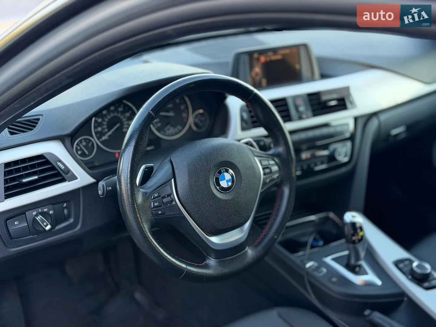 2017 BMW 3er - мініатюра 13