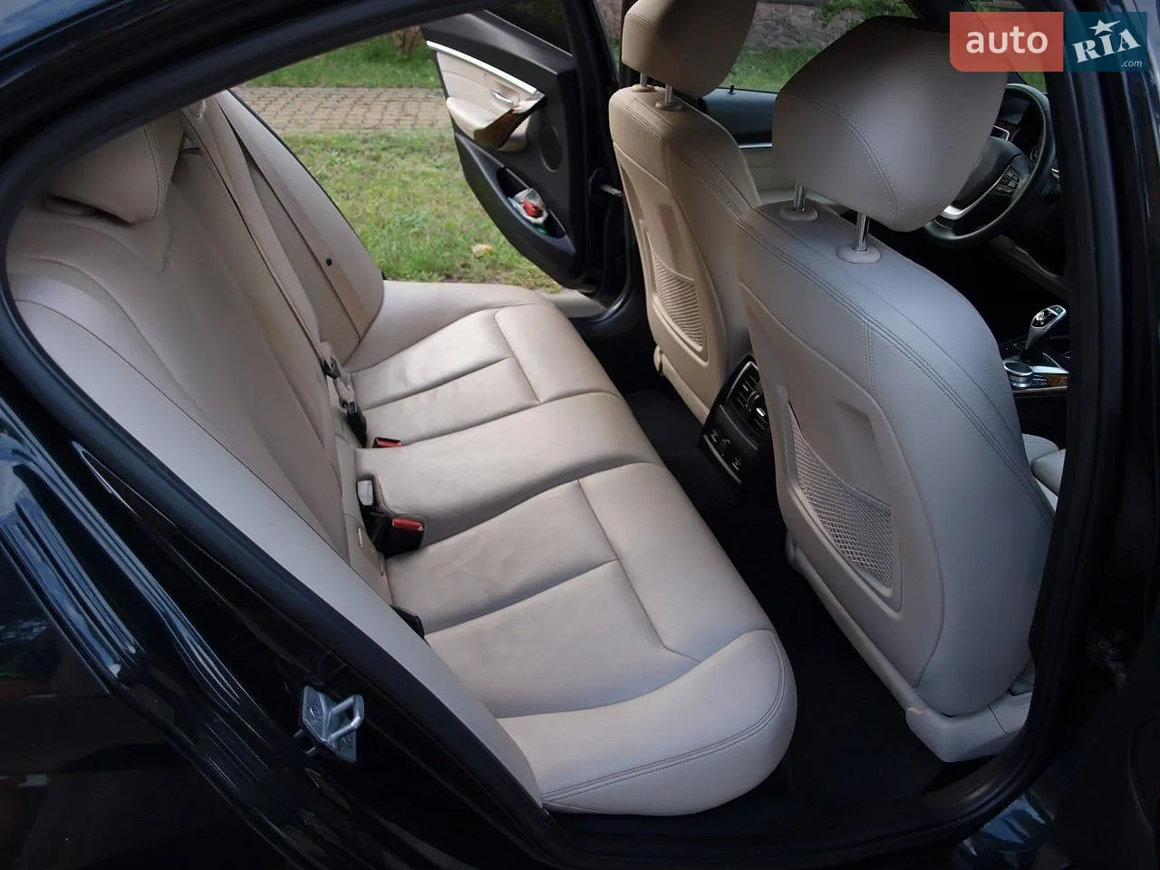 2016 BMW 3er - мініатюра 6