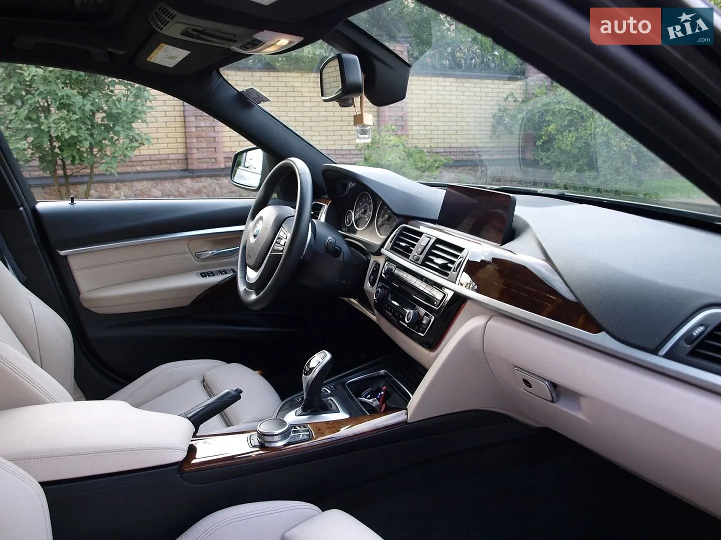 2016 BMW 3er - мініатюра 8