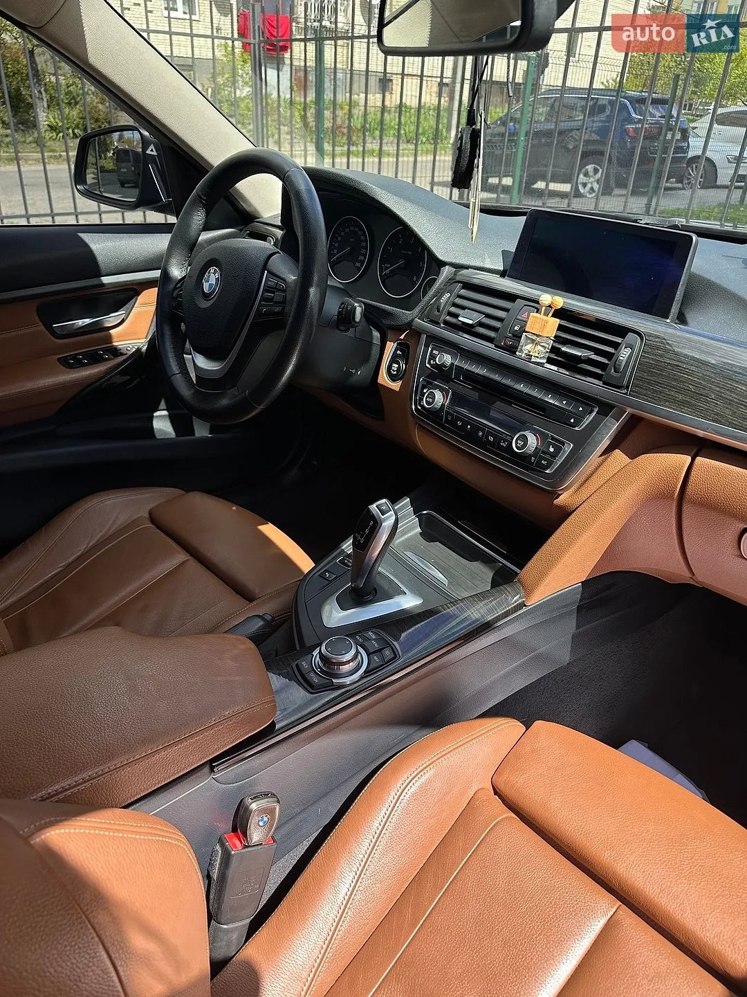 2012 BMW 3er - мініатюра 2