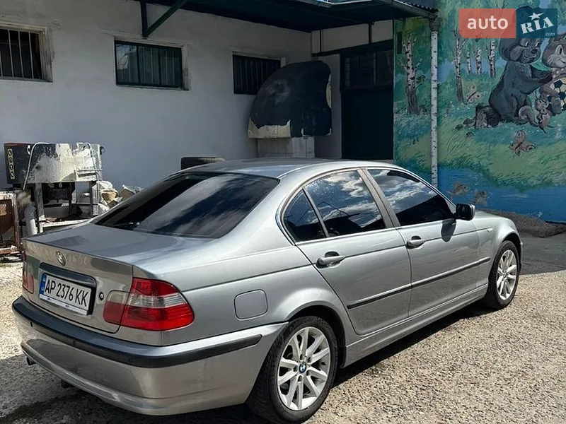 BMW 3 Series 2004