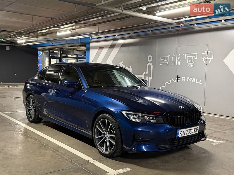 Седан BMW 3 Series 2019 в Киеве