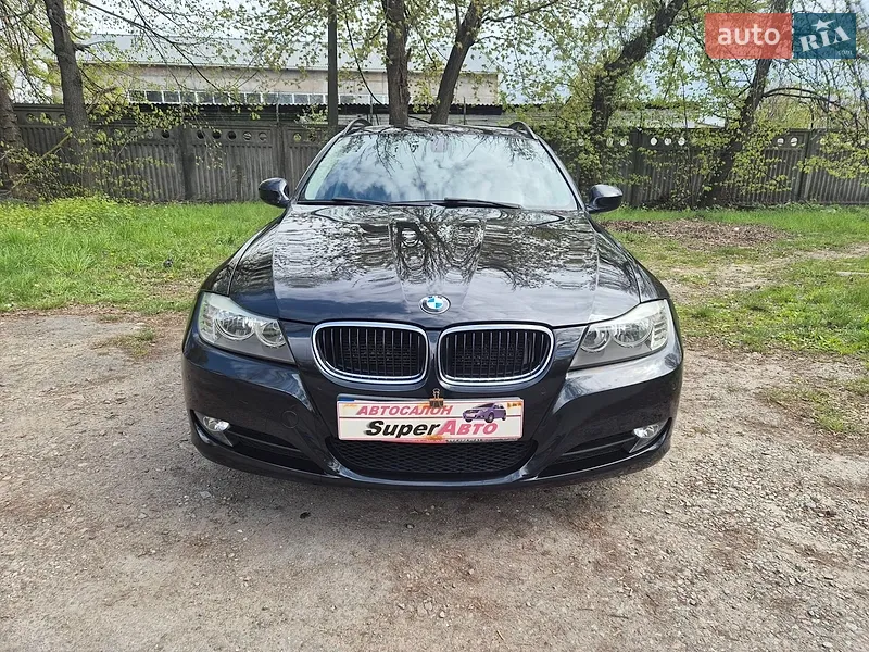BMW 3 Series 2010