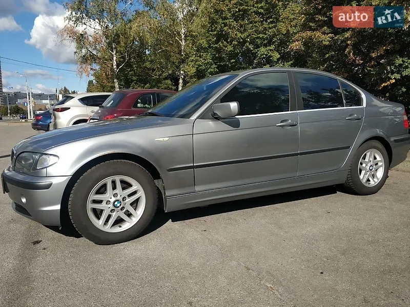 BMW 3 Series 2004