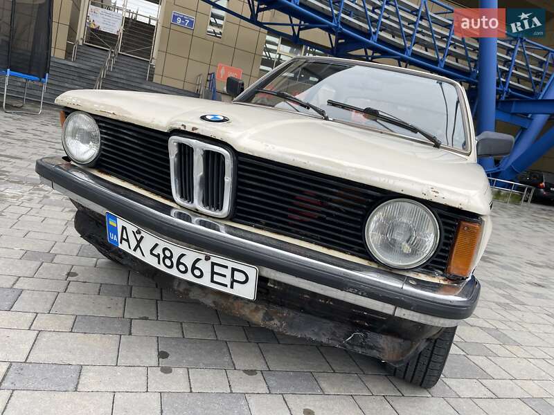 Седан BMW 315 1983 в Харькове