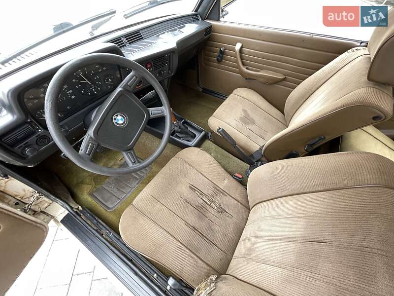 Седан BMW 315 1983 в Харькове
