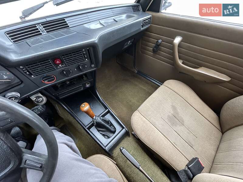 Седан BMW 315 1983 в Харькове