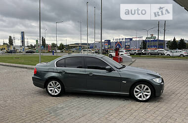 Седан BMW 316 2011 в Львове