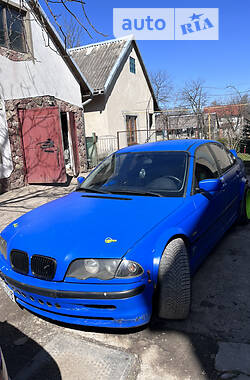 Седан BMW 330 2000 в Львові