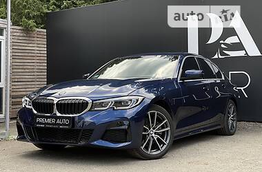 Седан BMW 330 2019 в Києві