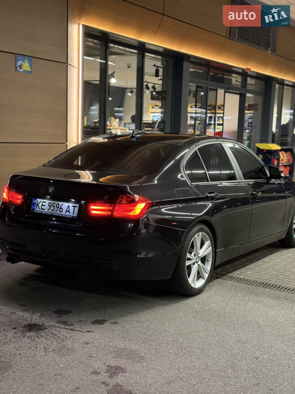 2012 BMW 3er - мініатюра 11