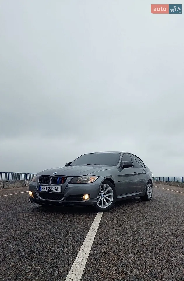 2010 BMW 3er - мініатюра 21