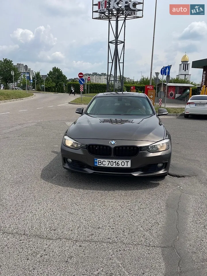 2012 BMW 3er - мініатюра 24