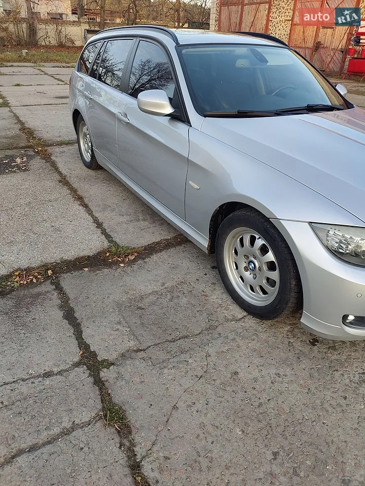 2010 BMW 3er - мініатюра 12