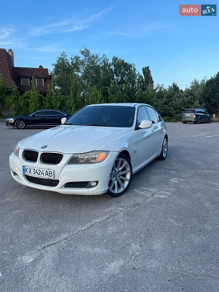 2010 BMW 3er - мініатюра 7
