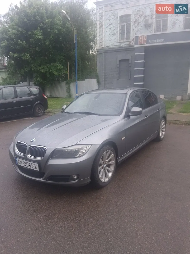 2011 BMW 3er - мініатюра 12
