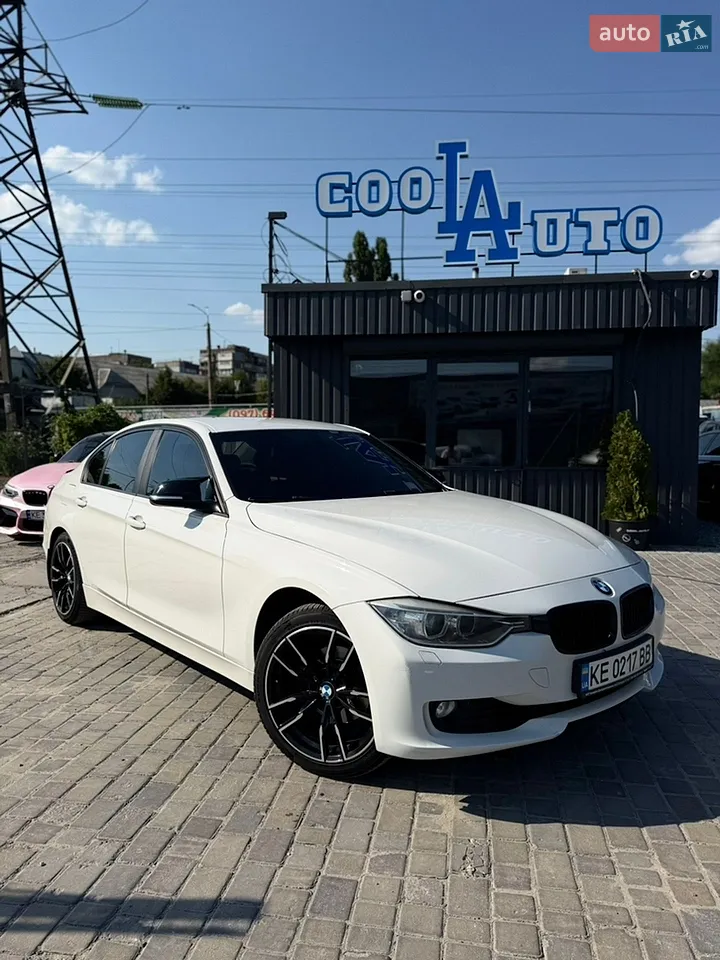 2013 BMW 3er - мініатюра 18