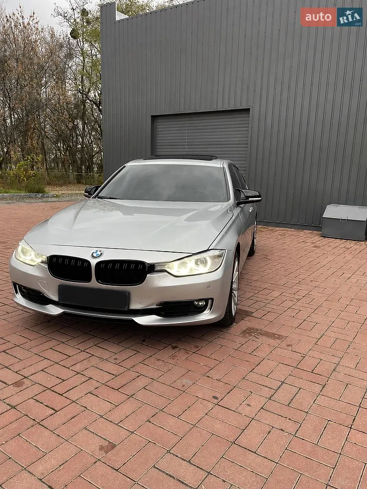 2012 BMW 3er - мініатюра 8