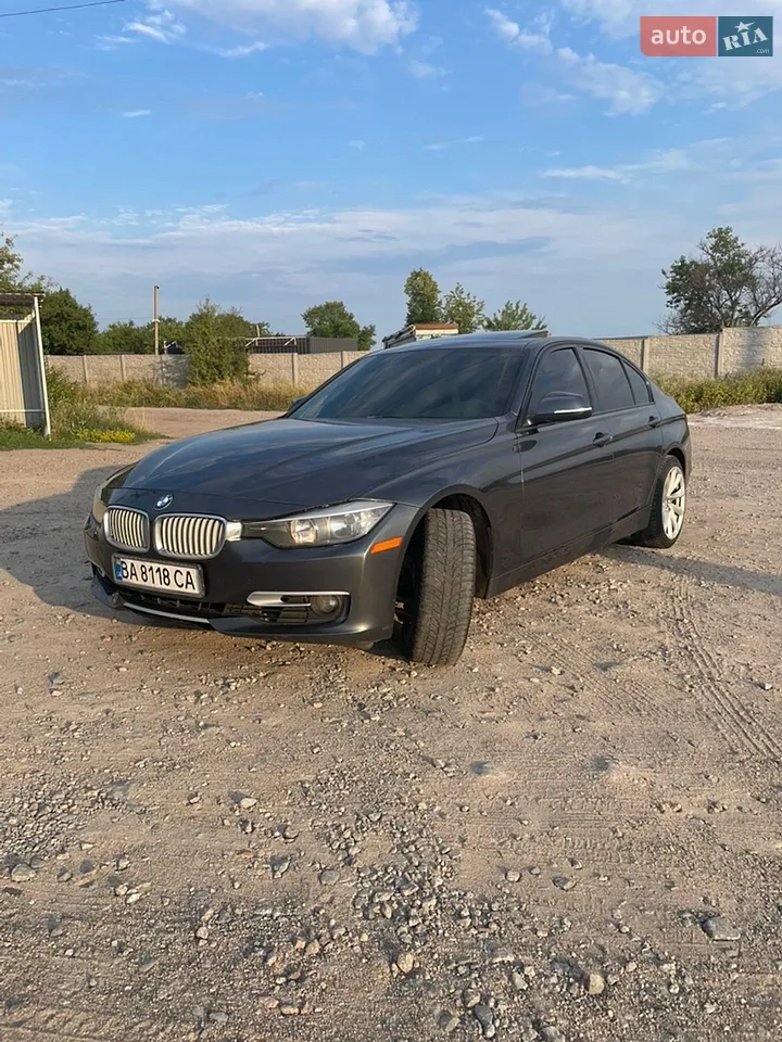 2012 BMW 3er - мініатюра 11