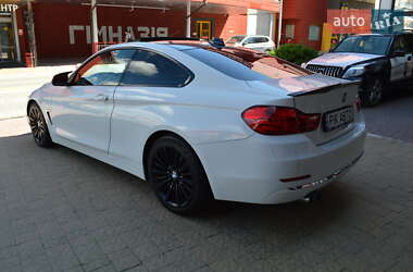 Купе BMW 4 Series 2015 в Львове