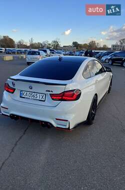 Купе BMW 4 Series 2015 в Києві