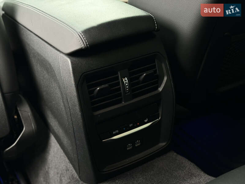 Купе BMW 4 Series 2020 в Дніпрі