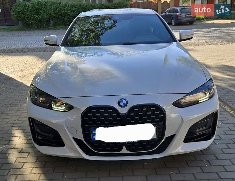 Купе BMW 4 Series 2021 в 