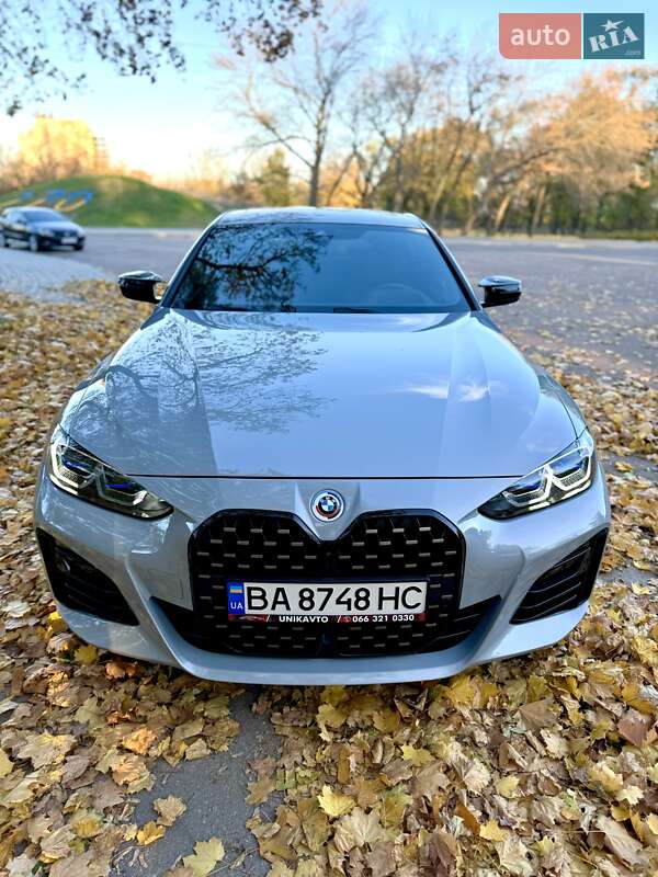 Купе BMW 4 Series 2022 в Кропивницком