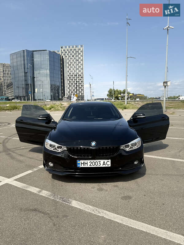 Купе BMW 4 Series 2015 в Києві