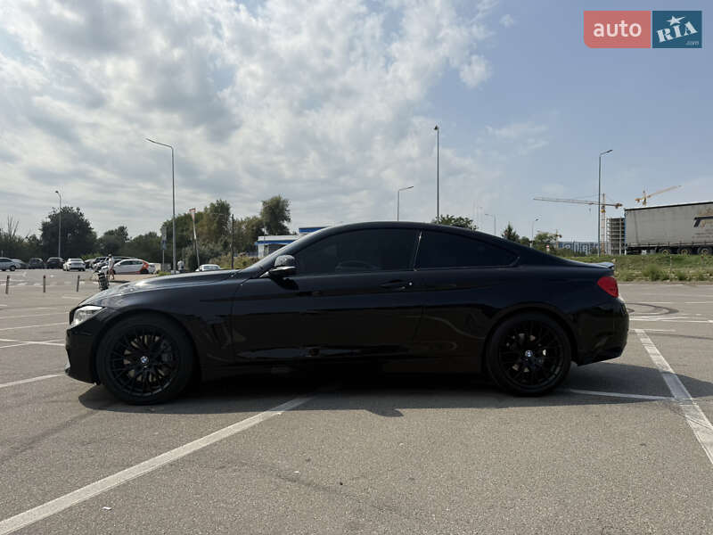 Купе BMW 4 Series 2015 в Києві