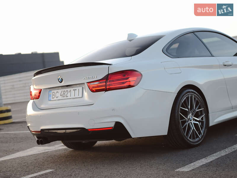 Купе BMW 4 Series 2013 в Львові фото 17 Купе BMW 4 Series 2013 в Львові