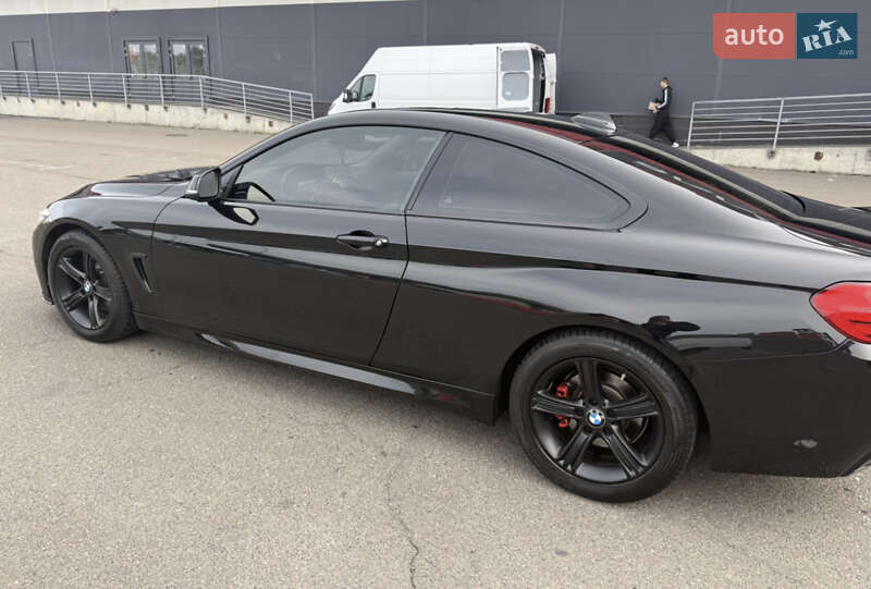 Купе BMW 4 Series 2015 в Киеве