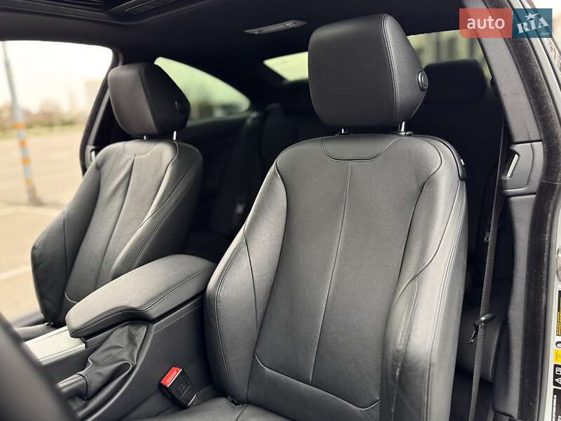 Купе BMW 4 Series 2016 в Киеве