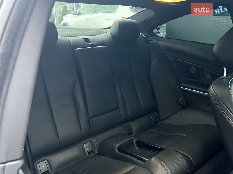 Купе BMW 4 Series 2017 в Киеве