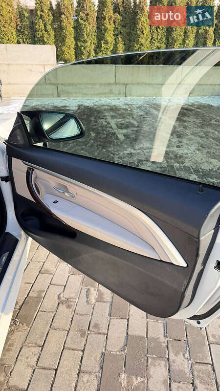 Кабриолет BMW 4 Series 2015 в Ровно
