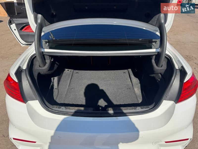 Купе BMW 4 Series 2015 в Прилуках