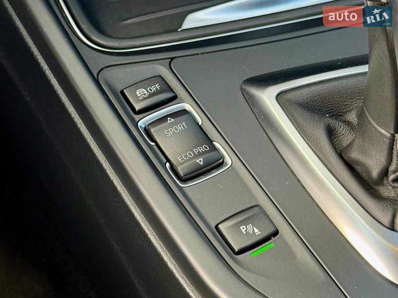 Кабріолет BMW 4 Series 2014 в Києві фото 36 Кабріолет BMW 4 Series 2014 в Києві