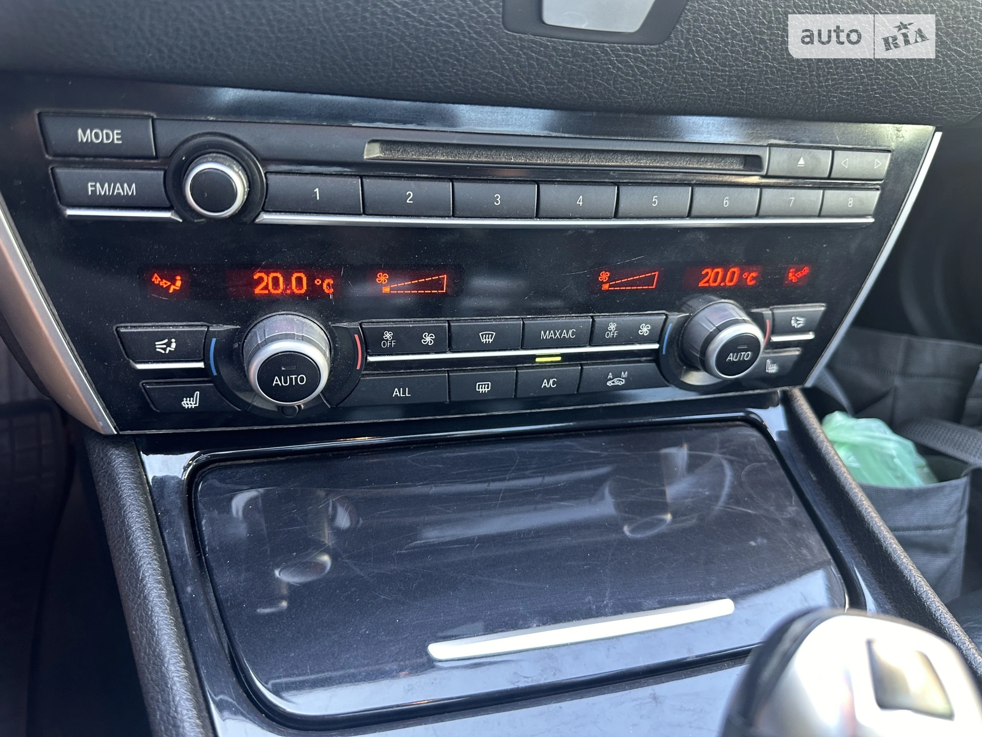 2012 BMW 5er - мініатюра 8