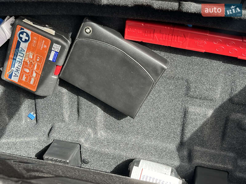 Лифтбек BMW 5 Series GT 2011 в Запорожье фото 18 Лифтбек BMW 5 Series GT 2011 в Запорожье