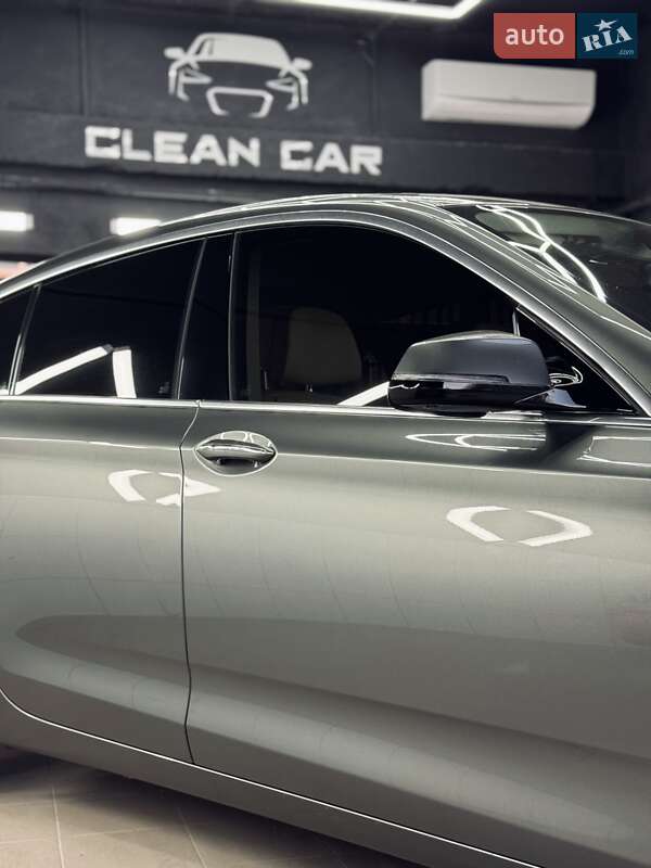 Ліфтбек BMW 5 Series GT 2014 в Виноградові