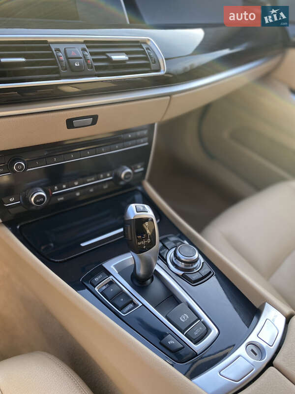 Лифтбек BMW 5 Series GT 2017 в Обухове