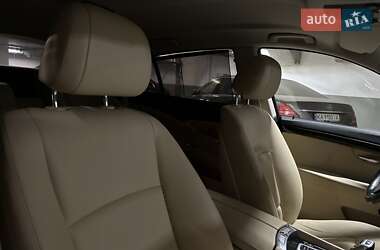 Лифтбек BMW 5 Series GT 2017 в 