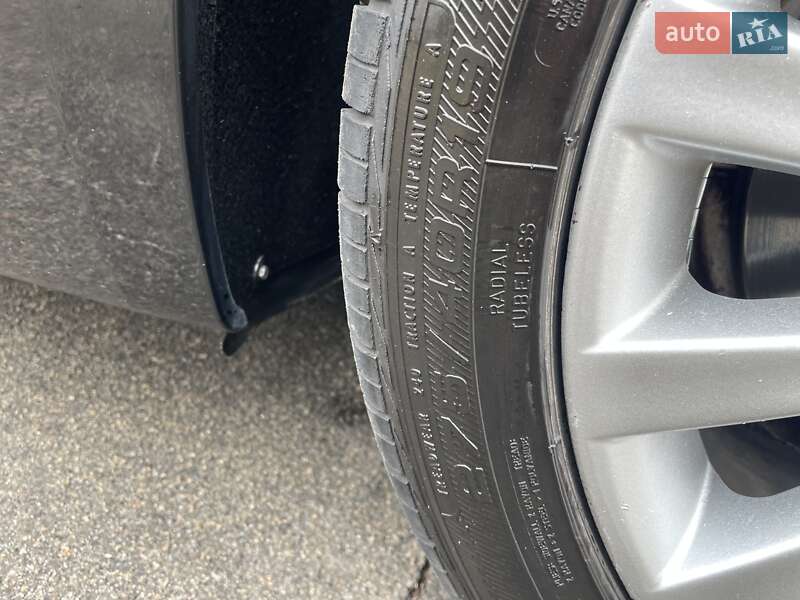 Лифтбек BMW 5 Series GT 2014 в Киеве фото 21 Лифтбек BMW 5 Series GT 2014 в Киеве