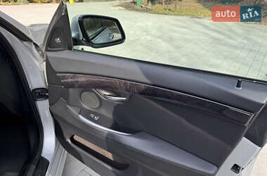 Лифтбек BMW 5 Series GT 2012 в 