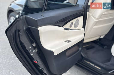 Лифтбек BMW 5 Series GT 2010 в 