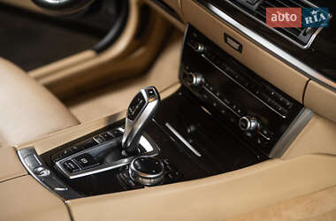 Лифтбек BMW 5 Series GT 2014 в 