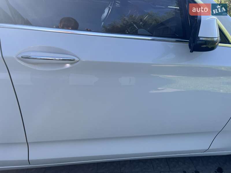 Ліфтбек BMW 5 Series GT 2014 в Новояворівську фото 15 Ліфтбек BMW 5 Series GT 2014 в Новояворівську