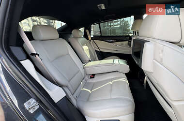 Лифтбек BMW 5 Series GT 2011 в 