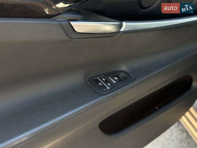 Лифтбек BMW 5 Series GT 2017 в Киеве фото 42 Лифтбек BMW 5 Series GT 2017 в Киеве