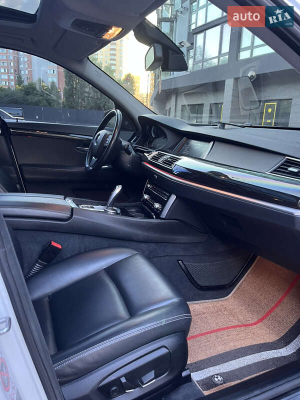 Лифтбек BMW 5 Series GT 2016 в Киеве фото 33 Лифтбек BMW 5 Series GT 2016 в Киеве